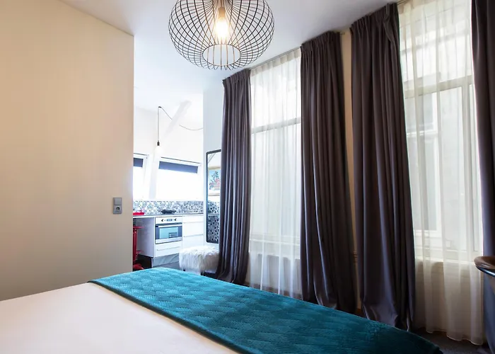 Quentin Canal House 3* Amsterdam