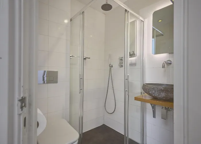 Hotel Quentin Canal House 3*