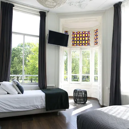 Quentin Canal House ホテル 3*