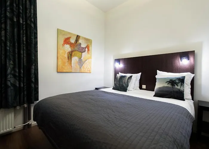 Hotel Quentin Canal House