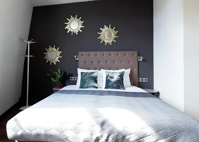 Hotel Quentin Canal House 3*