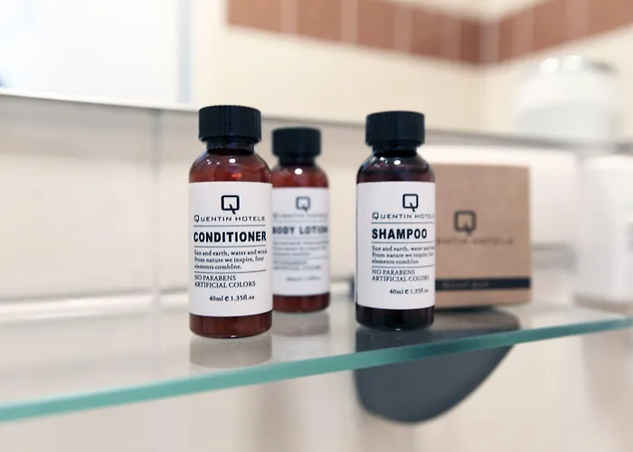 Quentin Canal House Hotel