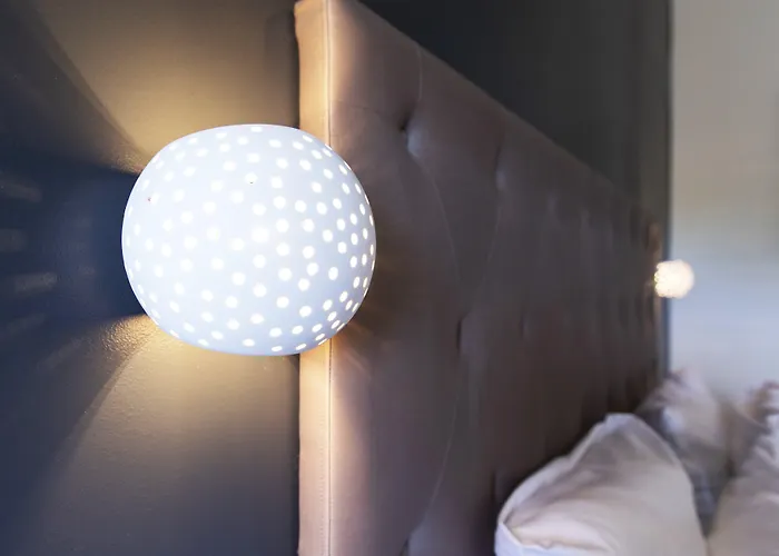 Quentin Canal House 3*