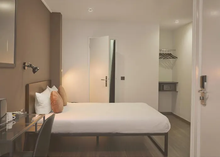 Hotel Quentin Canal House 3*