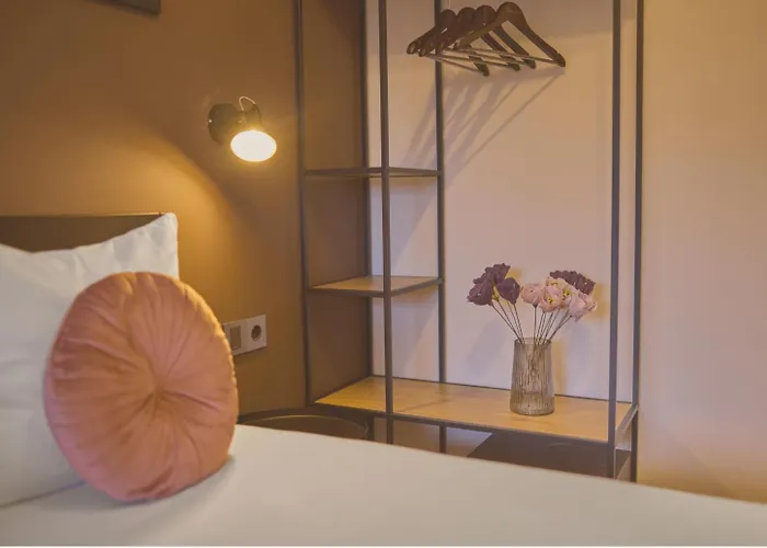 Hotel Quentin Canal House 3*